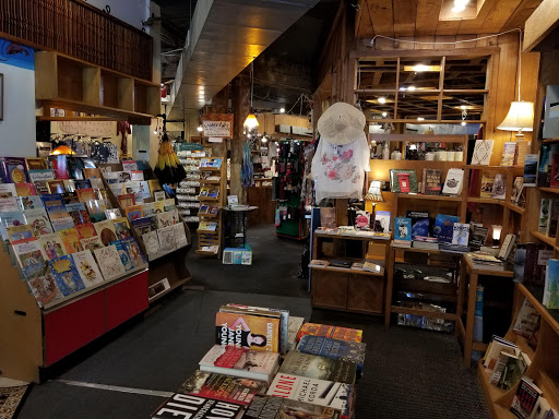 Book Store «Canyon Way Bookstore & Restaurant», reviews and photos, 1216 SW Canyon Way, Newport, OR 97365, USA