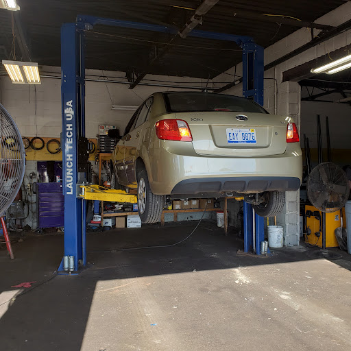 Auto Repair Shop «Riverside Auto Care», reviews and photos, 13160 Fort St, Southgate, MI 48195, USA