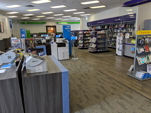 Print Shop «FedEx Office Print & Ship Center», reviews and photos, 3535 Hazelton Rd, Edina, MN 55435, USA