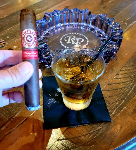 Bar «BURN by Rocky Patel», reviews and photos, 9110 Strada Pl #6160, Naples, FL 34108, USA