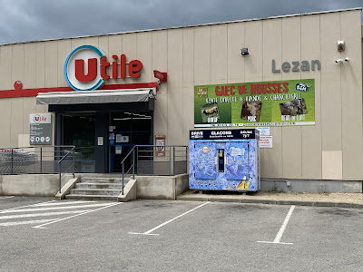 utile superette à Lézan