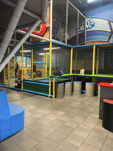 UPTOWN JUNGLE FUN PARK Murrieta, CA image