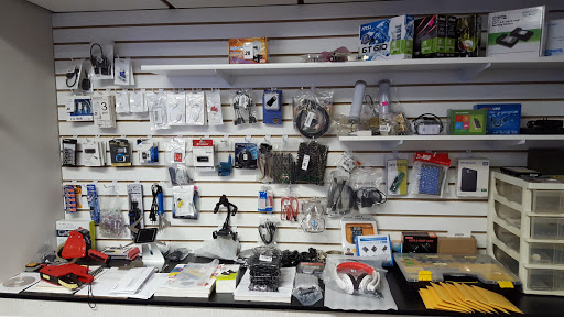 Phone Repair Service «Plymouth Computers & Phones», reviews and photos, 27840 Plymouth Rd, Livonia, MI 48150, USA