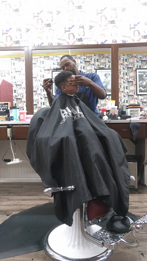 Hair Salon «The Blade Barbershop», reviews and photos, 4722 Lankershim Blvd, North Hollywood, CA 91602, USA