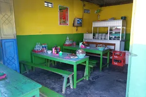 WARUNG DEVIE (bakso, soto ayam, rawon) image