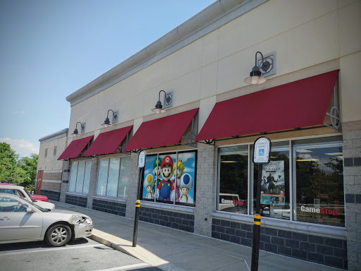 GameStop, 17604 Garland Groh Blvd, Hagerstown, MD 21740, USA, 