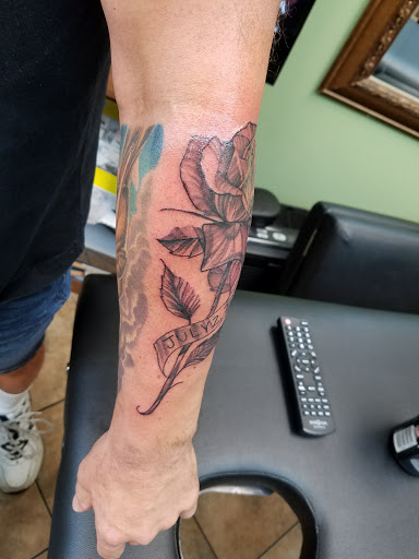 Tattoo Shop «Aces High Tattoo Shop», reviews and photos, 5946 Okeechobee Blvd, West Palm Beach, FL 33417, USA