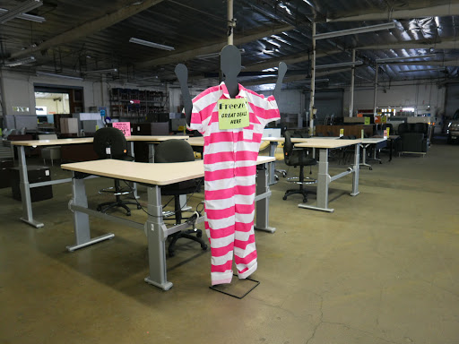 Used Office Furniture Store «TR Trading Company», reviews and photos, 15604 S Broadway, Gardena, CA 90248, USA