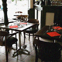 Atmosphère du Restaurant français Au Petit Bonheur à Chateaulin - n°6