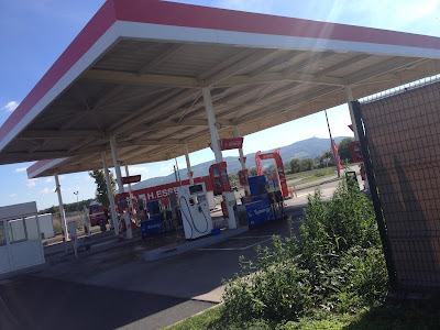 Esso à Les Chères