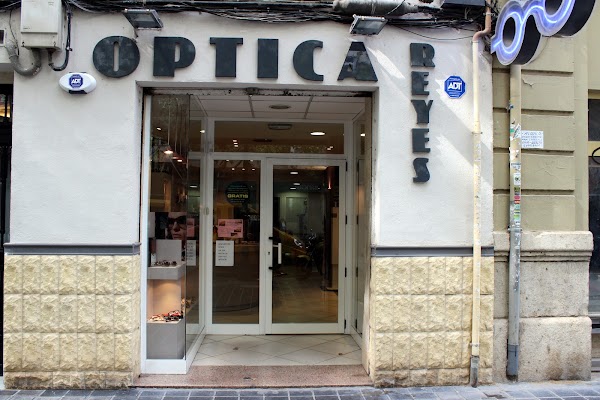 Óptica Reyes