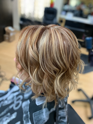 Hair Salon «The Parlour A Hair Salon», reviews and photos, 333 Jesse Jewell Pkwy SE, Gainesville, GA 30501, USA