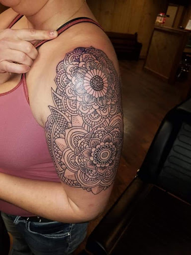 Explore beach tattoo ideas for ladies, creative tattoo ideas in Fairmont, available at Derma Doodlezz