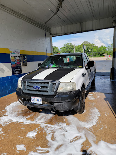 Bay Wash & Dog n Tub en Aurora
