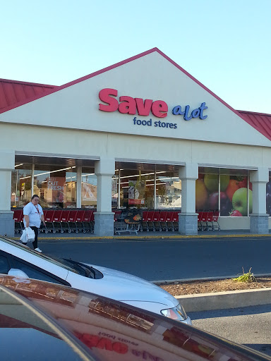 Grocery Store «Save-A-Lot», reviews and photos, 205 Eagle School Rd, Martinsburg, WV 25401, USA