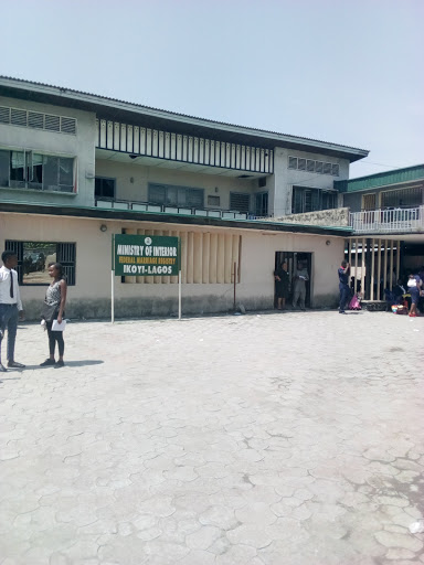 Federal Marriage Registry, Kingsway) Road, Alfred Rewane Rd, Ikoyi, Lagos, Nigeria, High School, state Ogun