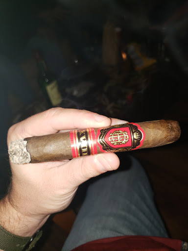 Tobacco Shop «Stogies Cigars and Lounge», reviews and photos, 55 E Olentangy St, Powell, OH 43065, USA