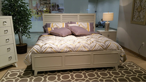 Furniture Store «In Mode Modern Home & Office Furniture», reviews and photos, 1071 South La Brea Ave, Los Angeles, CA 90019, USA