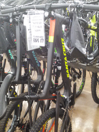 Bicycle Store «Bicycle Warehouse Kearny Mesa», reviews and photos, 5710 Kearny Villa Rd, San Diego, CA 92123, USA