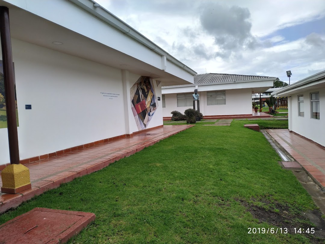 U Rosario Norte