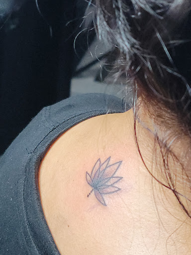 Explore know your worth tattoo ideas, creative tattoo ideas in Houston, available at Ink therapy & Body piercings