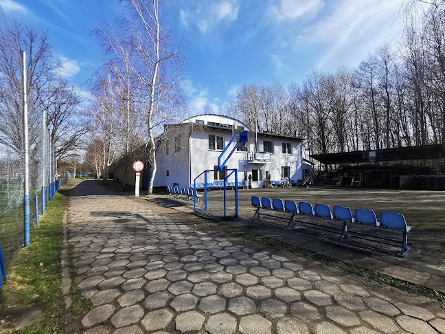 PKS Łany - Boisko do piłki nożnej