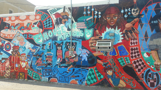 Thrift Store «Avenue Thrift Store», reviews and photos, 927 Minnesota Ave, Kansas City, KS 66101, USA