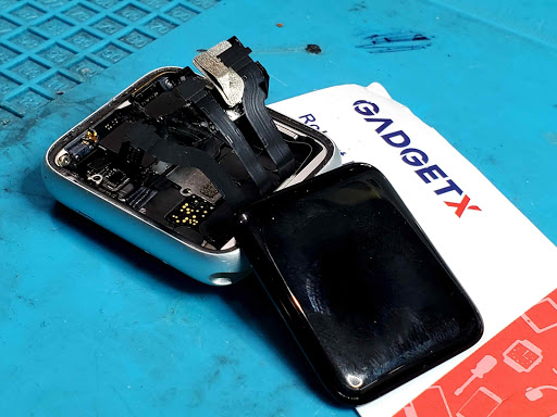 Phone Repair Service «Gadget MD- Cell Phone Repair», reviews and photos, 11660 Westheimer Rd #111, Houston, TX 77077, USA