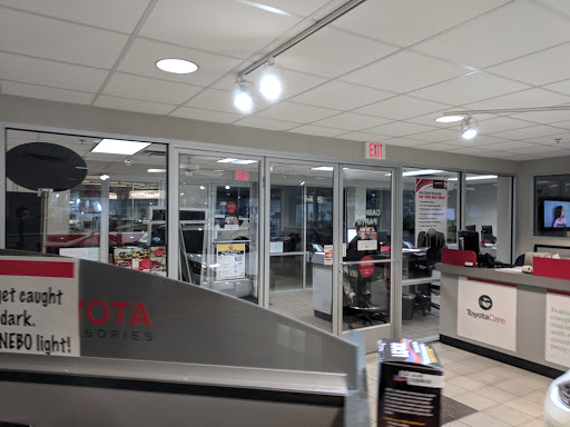 Toyota Dealer «McGeorge Toyota», reviews and photos, 9319 W Broad St, Henrico, VA 23294, USA