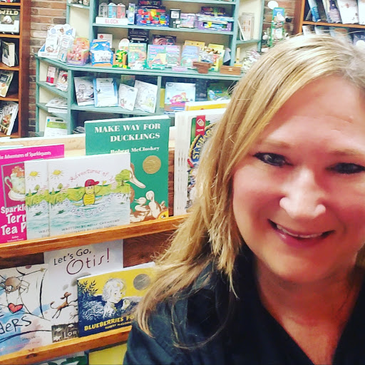 Book Store «Main Street Books», reviews and photos, 307 S Main St, St Charles, MO 63301, USA