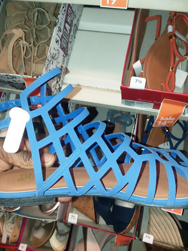 Shoe Store «Payless ShoeSource», reviews and photos, 212 Ferry St, Newark, NJ 07105, USA