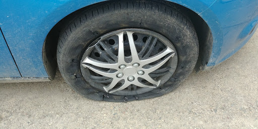 Tire Shop «Discount Tire Store - Inver Grove Heights, MN», reviews and photos, 9101 Broderick Blvd, Inver Grove Heights, MN 55076, USA