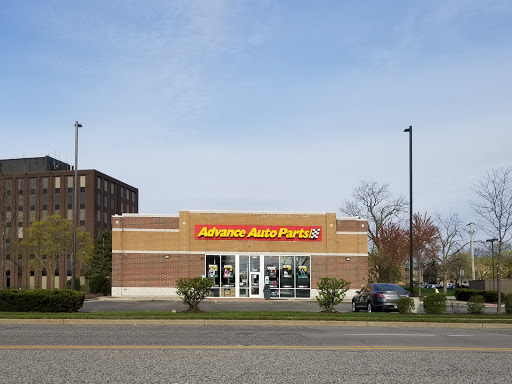 Auto Parts Store «Advance Auto Parts», reviews and photos, 1668 S Elmhurst Rd, Mt Prospect, IL 60056, USA