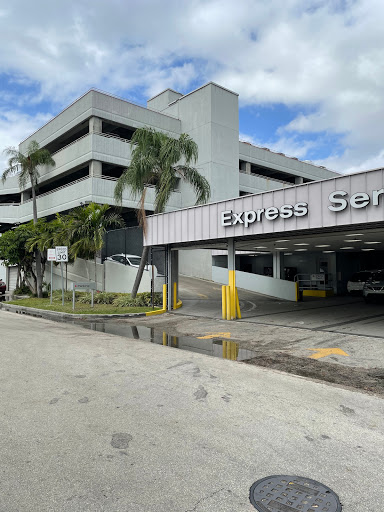 Nissan Dealer «Fort Lauderdale Nissan», reviews and photos, 1051 S Federal Hwy, Fort Lauderdale, FL 33316, USA