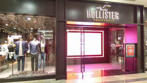 Hollister Co. Southampton