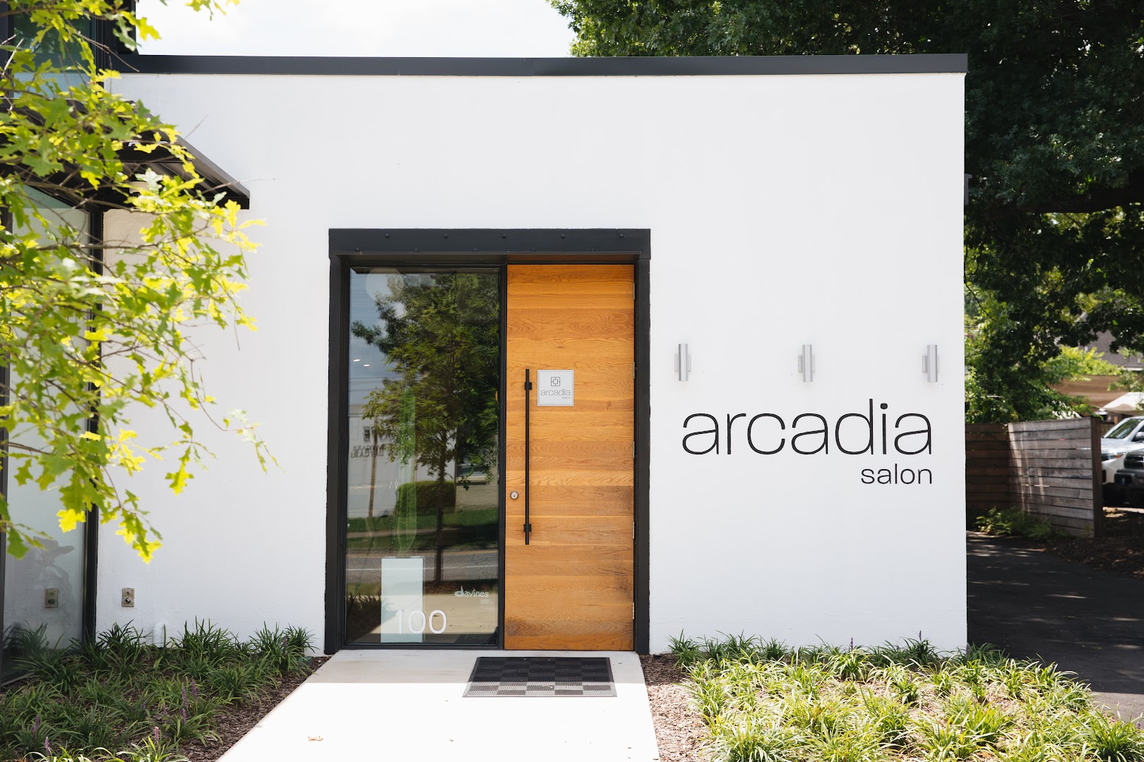 Arcadia Salon