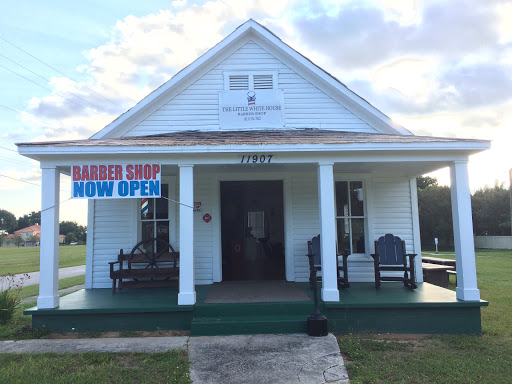 Barber Shop «The Little White House Barber Shop», reviews and photos, 11907 Fort King Hwy, Thonotosassa, FL 33592, USA