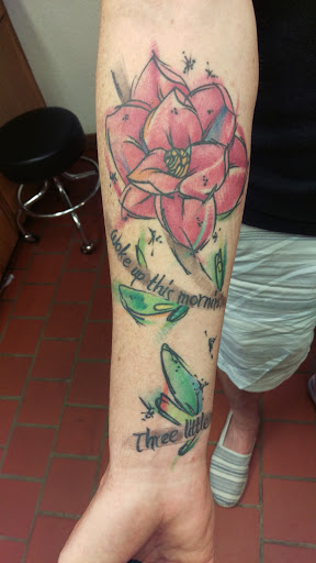 Tattoo Shop «Untouchable Ink», reviews and photos, 204 S Spring Garden Ave, DeLand, FL 32720, USA