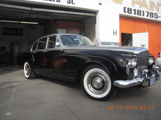 Auto Body Shop «West Coast Body & Paint», reviews and photos, 15201 Oxnard St # H, Van Nuys, CA 91411, USA