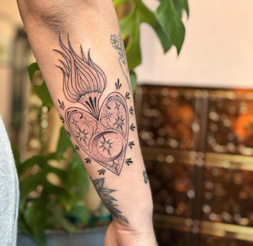 Explore lady and the tramp tattoo ideas, creative tattoo ideas in Walnut Creek, available at Zebra Tattoo & Body Piercing