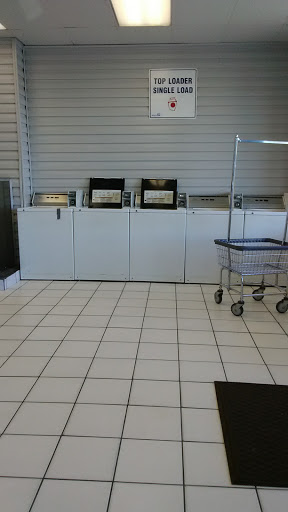 Laundromat «Super Matt Laundry», reviews and photos, 1522 Lakeview Dr, Sebring, FL 33870, USA