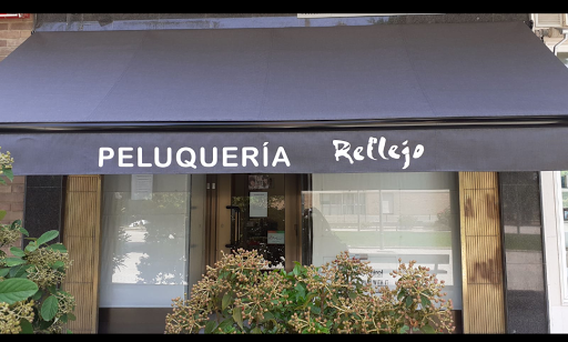 Peluquería Reflejo en Huesca, Huesca