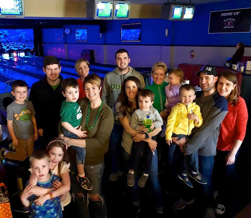 Bowling Alley «Four Seasons Bowling Center», reviews and photos, 322 SW Washington St, Hillsboro, OR 97123, USA