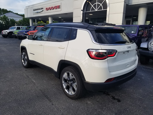 Dodge Dealer «Dadeland Dodge Chrysler Jeep Ram», reviews and photos, 16501 S Dixie Hwy, Miami, FL 33157, USA