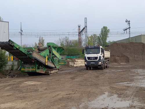 Magasin de materiaux de construction Lo-Ma-Tra Villeneuve-Saint-Georges