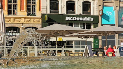 McDonald,s Lille Centre - 23 Pl. du Général de Gaulle, 59000 Lille, France