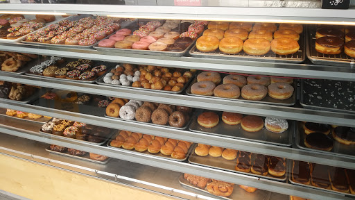 Donut Shop «Miss Donut & Bakery», reviews and photos, 331 N State College Blvd, Fullerton, CA 92831, USA