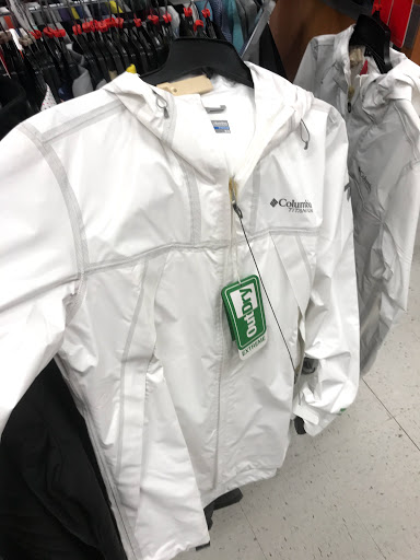 Shopping Mall «Sun Ray Shopping Center», reviews and photos, 2089 Old Hudson Rd, St Paul, MN 55119, USA