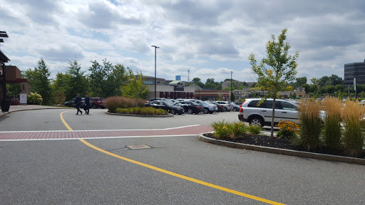 Clothing Store «L.L. Bean», reviews and photos, 6 Wayside Rd, Burlington, MA 01803, USA