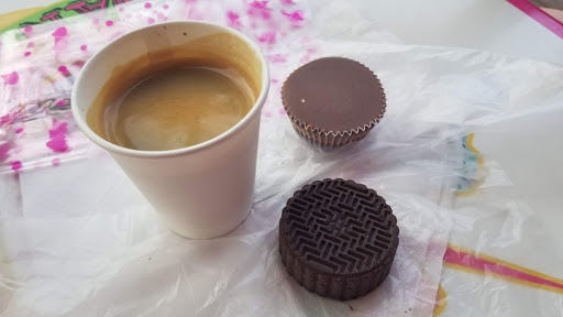 Ice Cream Shop «Sloan’s», reviews and photos, 112 Commercial Blvd, Lauderdale-By-The-Sea, FL 33308, USA